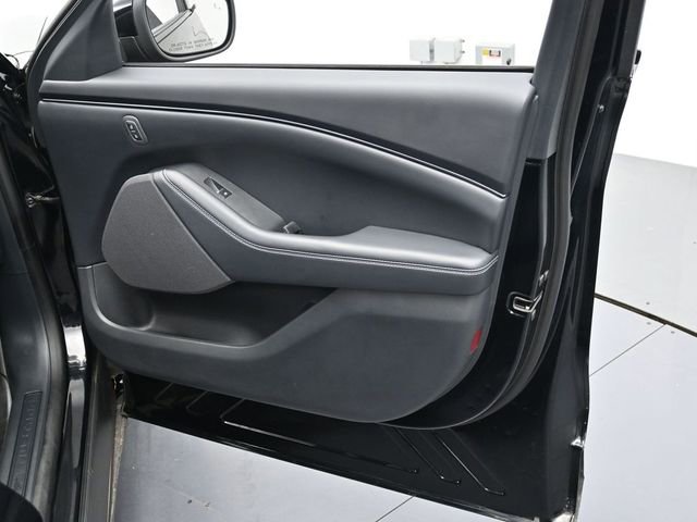 Used 2025 Ford Mustang Mach-E Select image 29