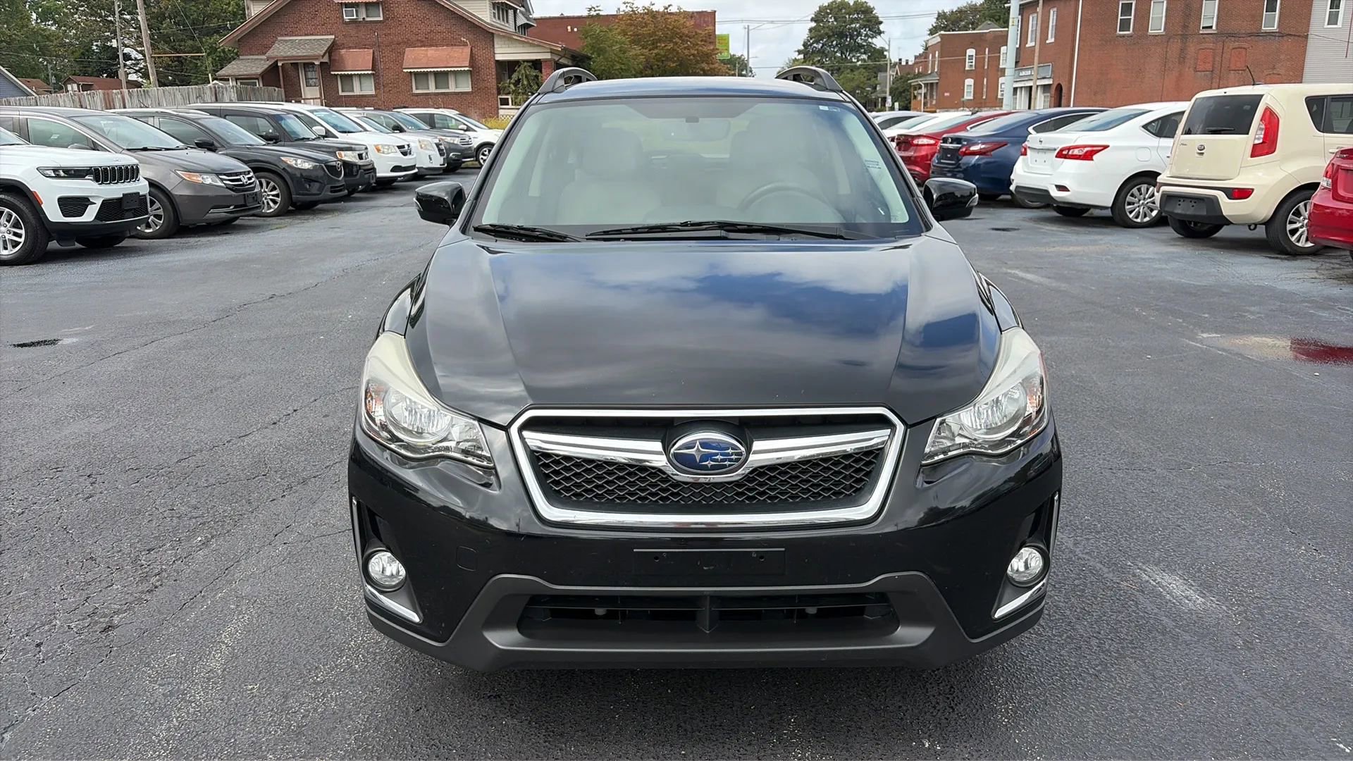 Used 2017 Subaru Crosstrek 2.0i Limited w/ Popular Package #2 image 2