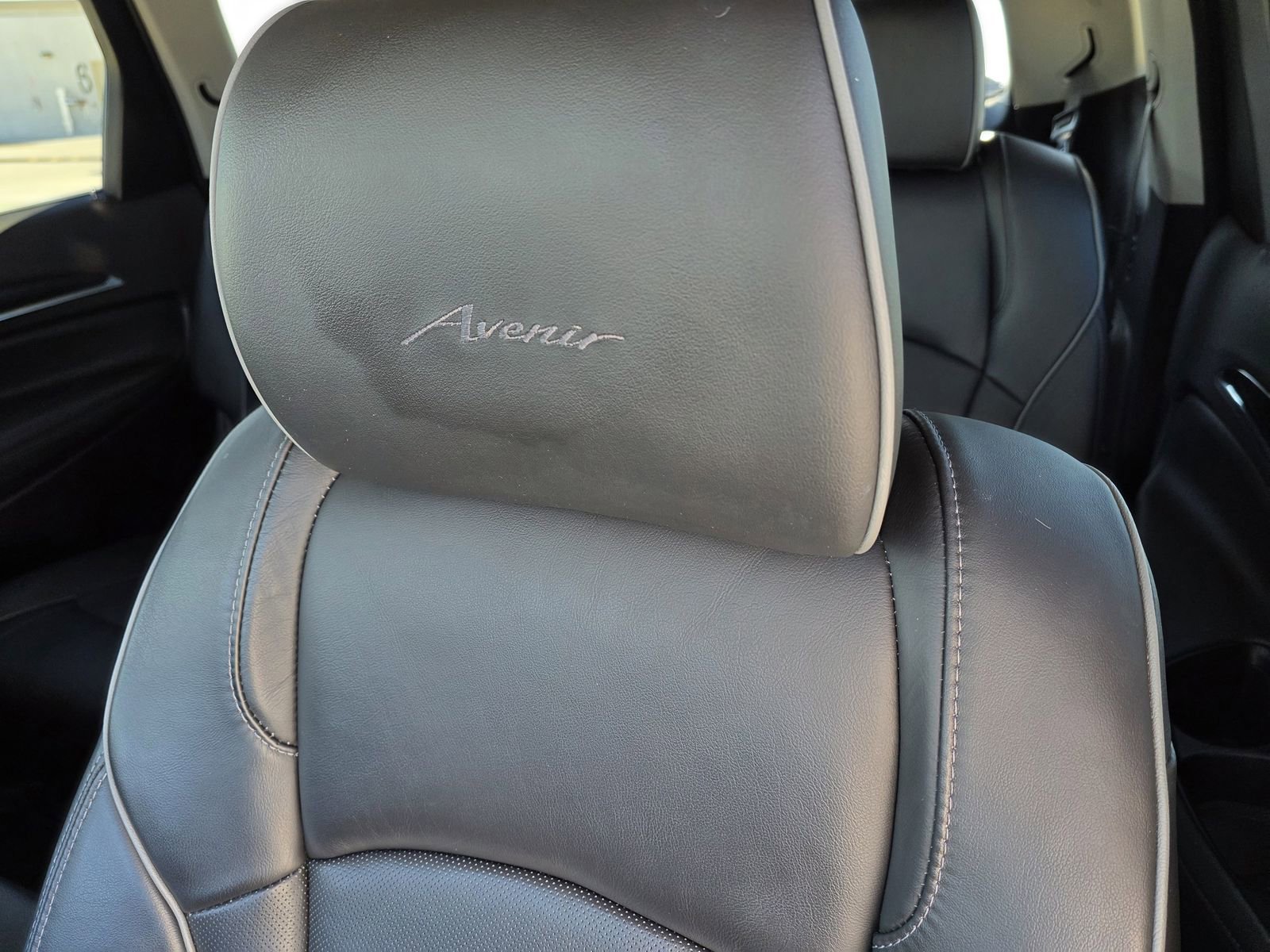 Used 2020 Buick Enclave Avenir w/ Avenir Technology Package image 15