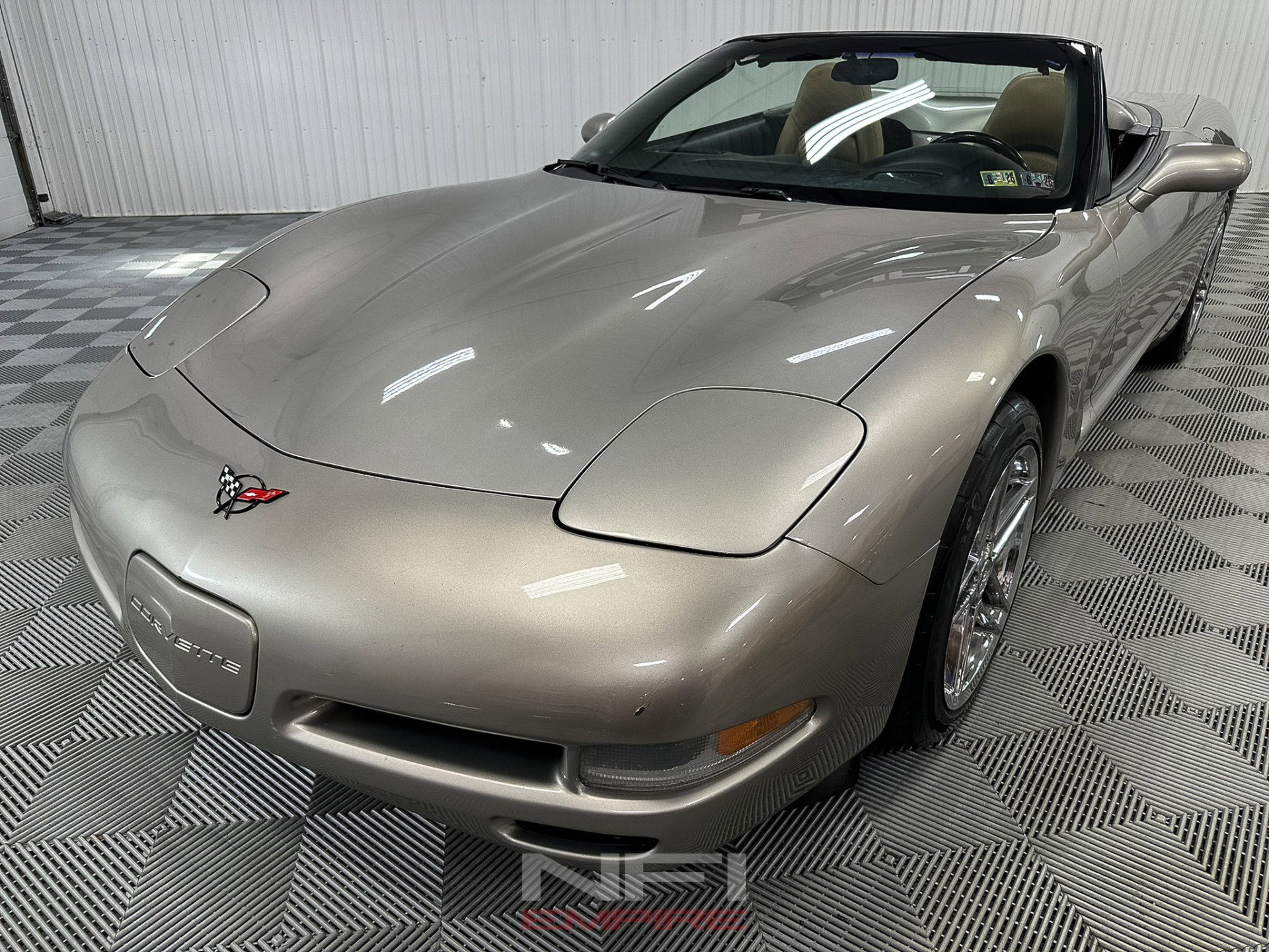 Used 2000 Chevrolet Corvette Convertible 2D w/ Memory Pkg image 5