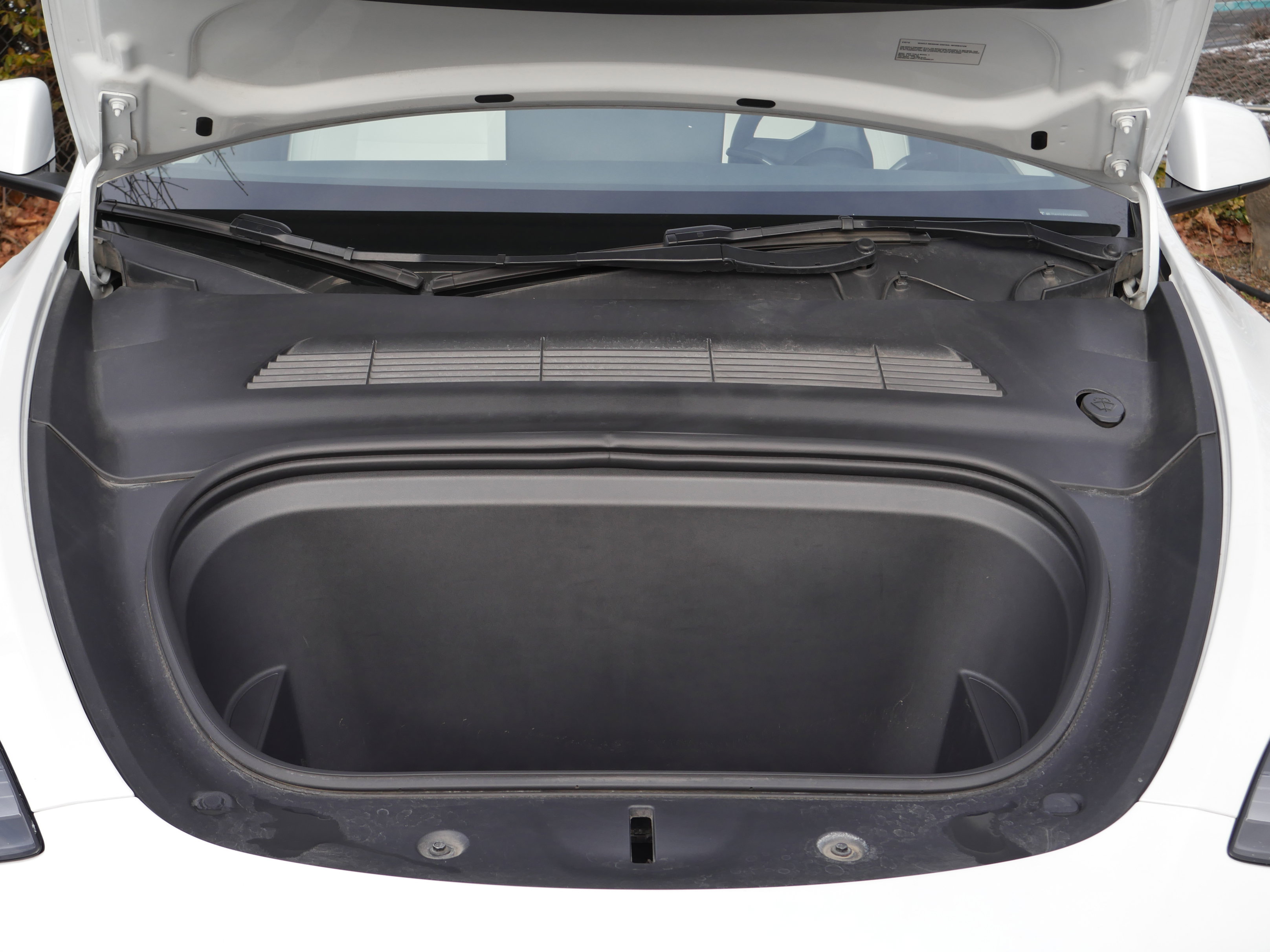 Used 2023 Tesla Model Y Long Range image 24