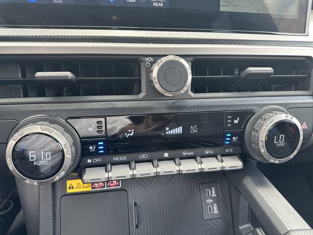 Certified 2025 Toyota 4Runner Limited AWD/4WD image 20