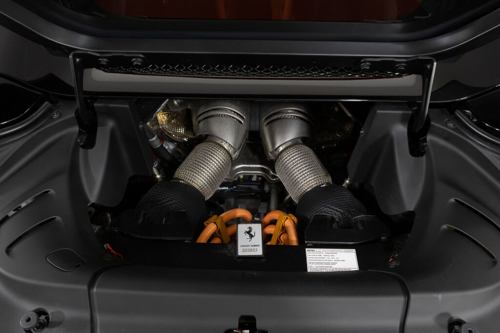 Used 2024 Ferrari 296 GTS image 19