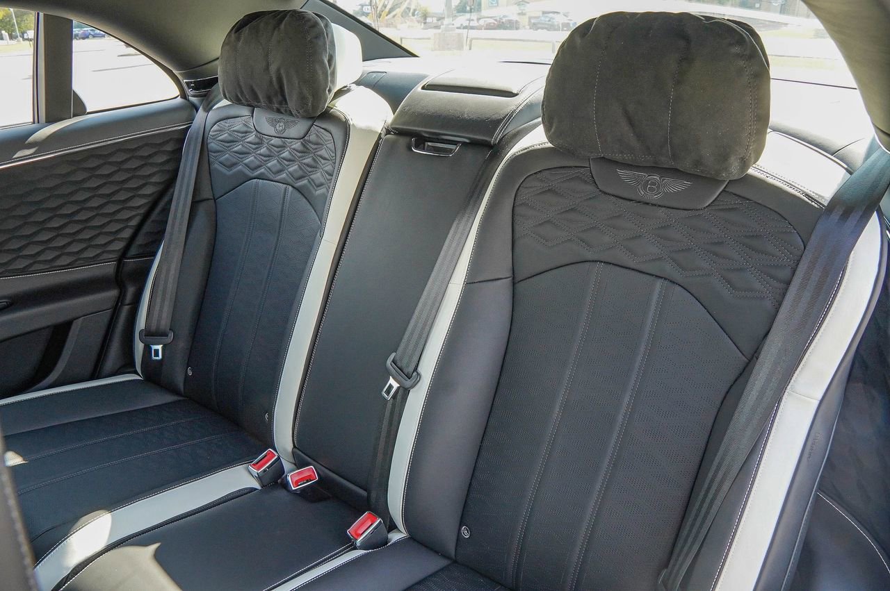 New 2026 Bentley Flying Spur Plug-In Hybrid AWD/4WD image 39