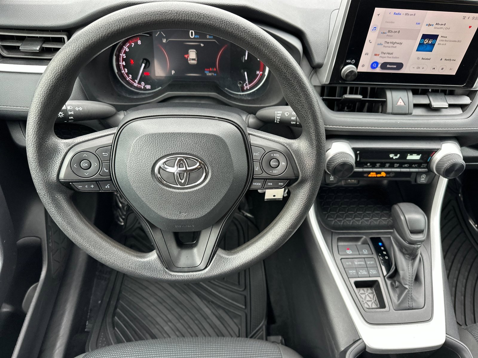 Used 2024 Toyota RAV4 LE image 13