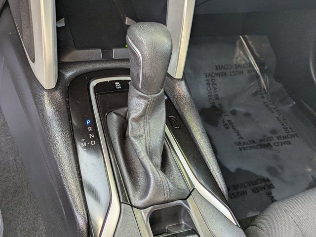 Used 2025 Toyota Corolla Cross LE image 22