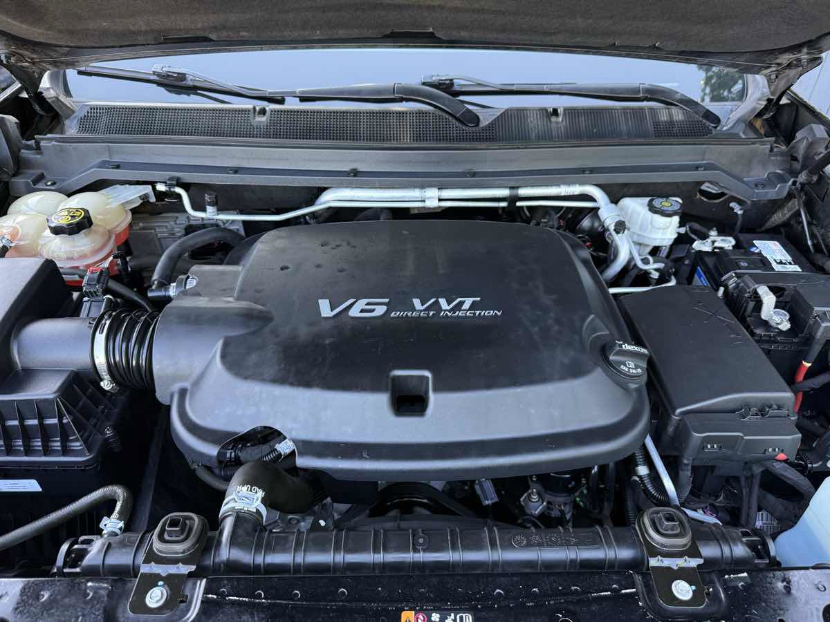 Used 2018 Chevrolet Colorado LT image 27