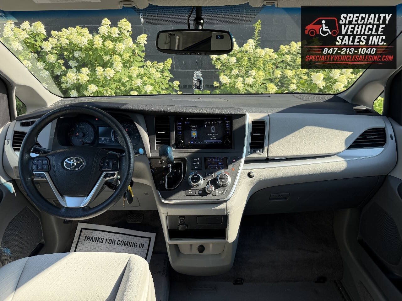 Used 2016 Toyota Sienna LE FWD image 35