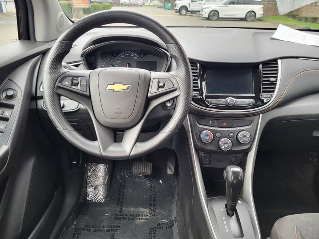 Used 2021 Chevrolet Trax LS w/ Tint and Cruise Package image 13