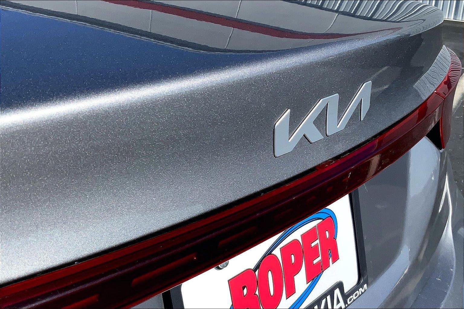 Used 2024 Kia Forte LXS FWD image 28