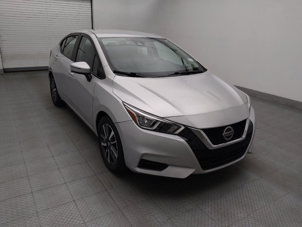 Used 2021 Nissan Versa SV FWD image 13