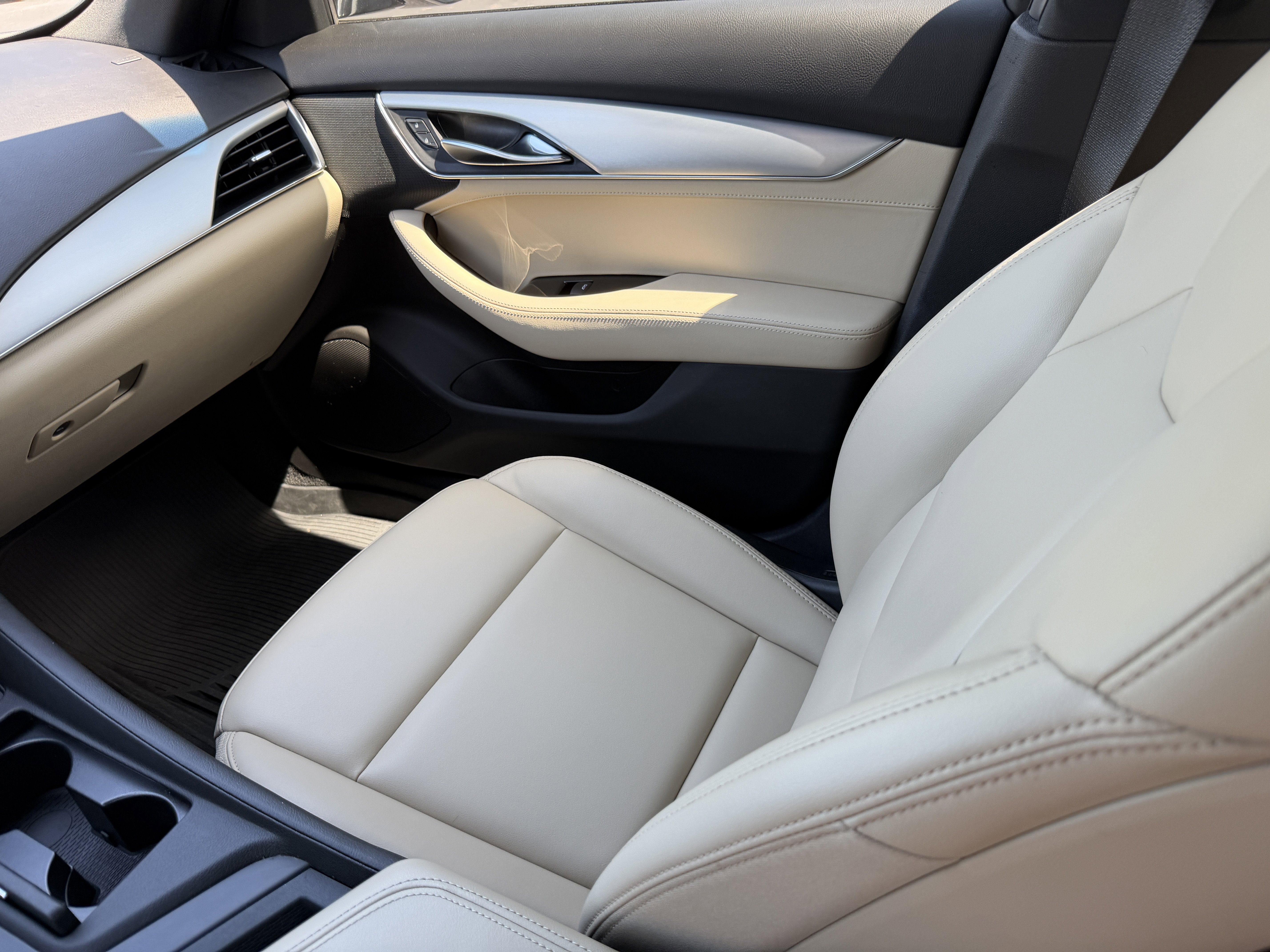 Certified 2023 Cadillac CT5 Luxury RWD image 14