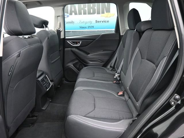 Used 2023 Subaru Forester Premium image 9