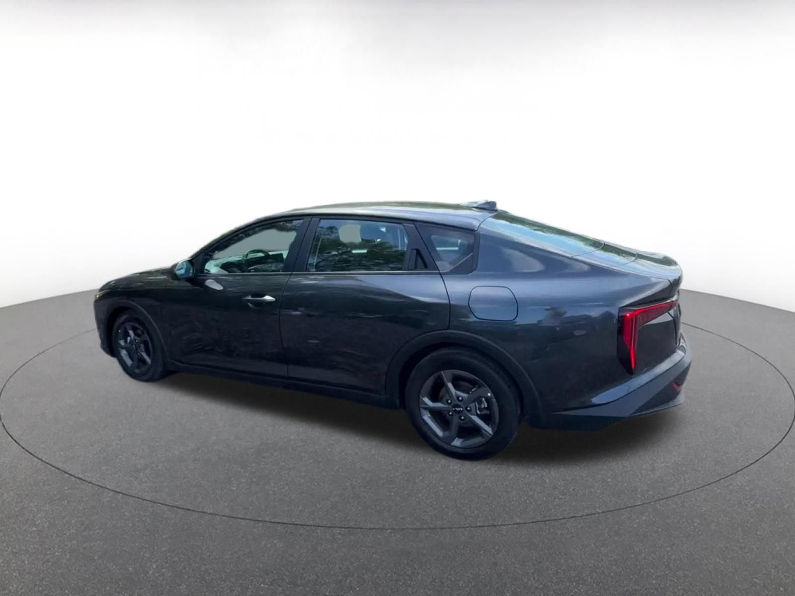 Used 2025 Kia K4 FWD image 10