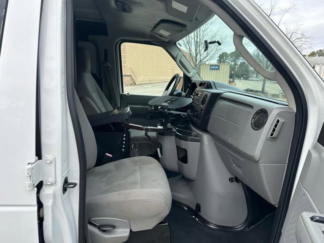 Used 2012 Ford E-250 and Econoline 250 w/ PWR Group image 15