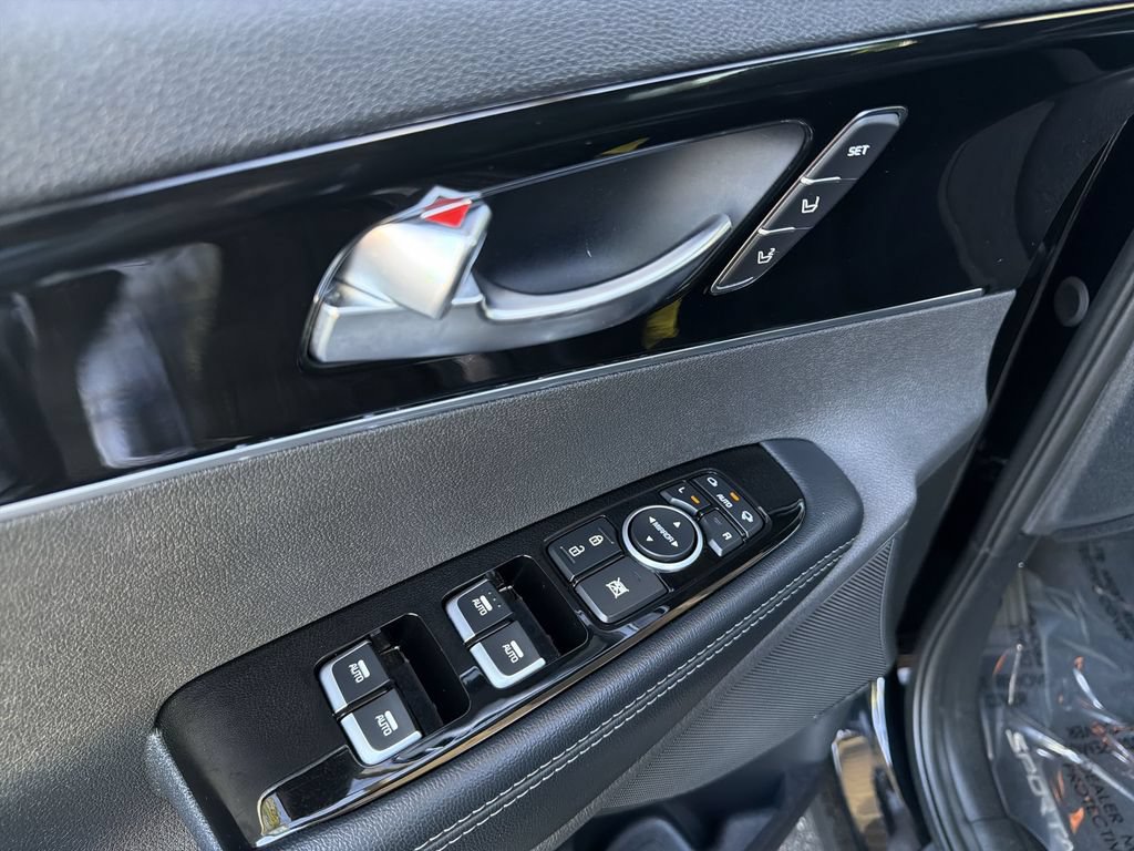 Used 2020 Kia Sorento SX AWD/4WD image 24