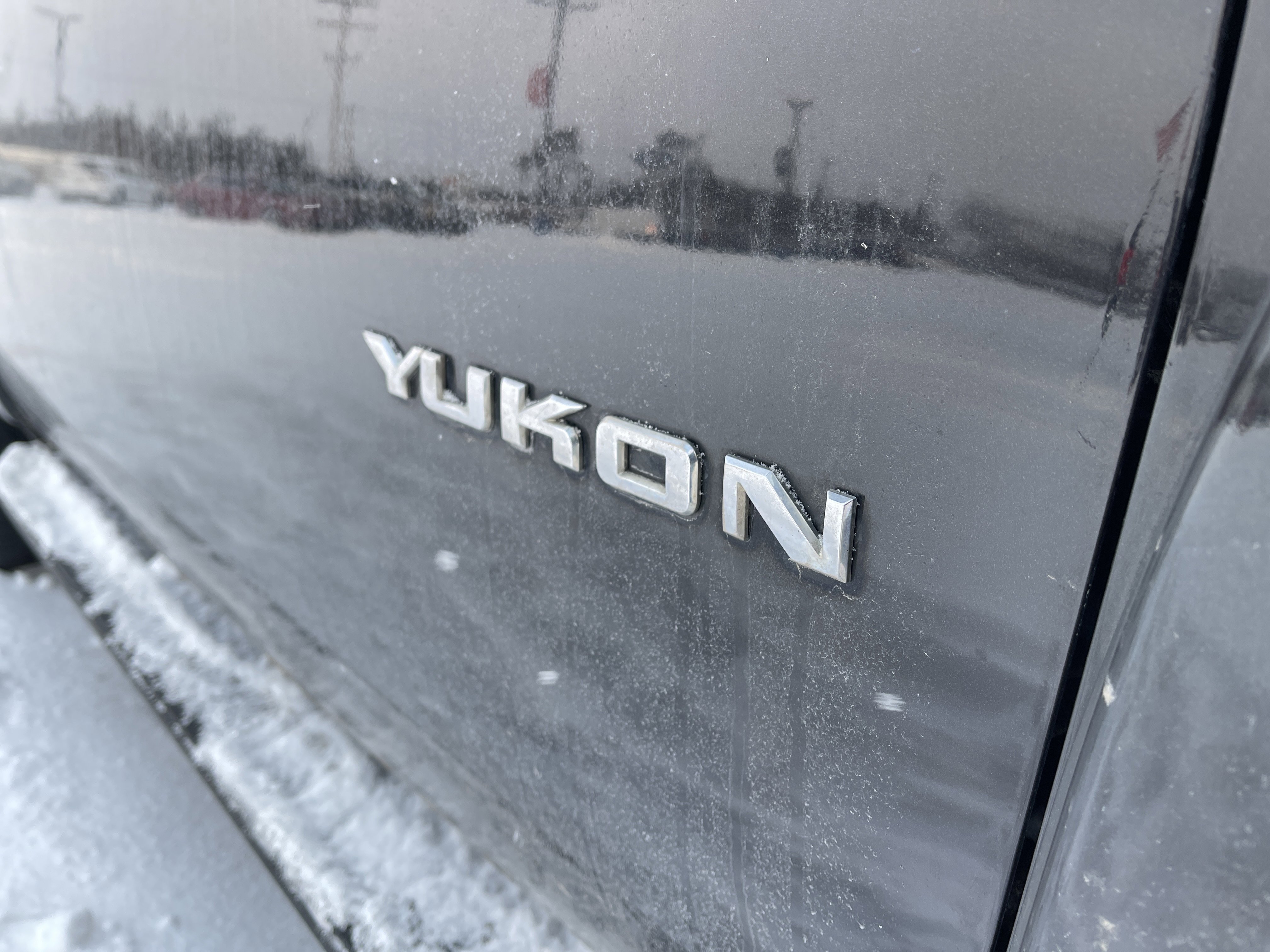 Used 2011 GMC Yukon SLT image 28