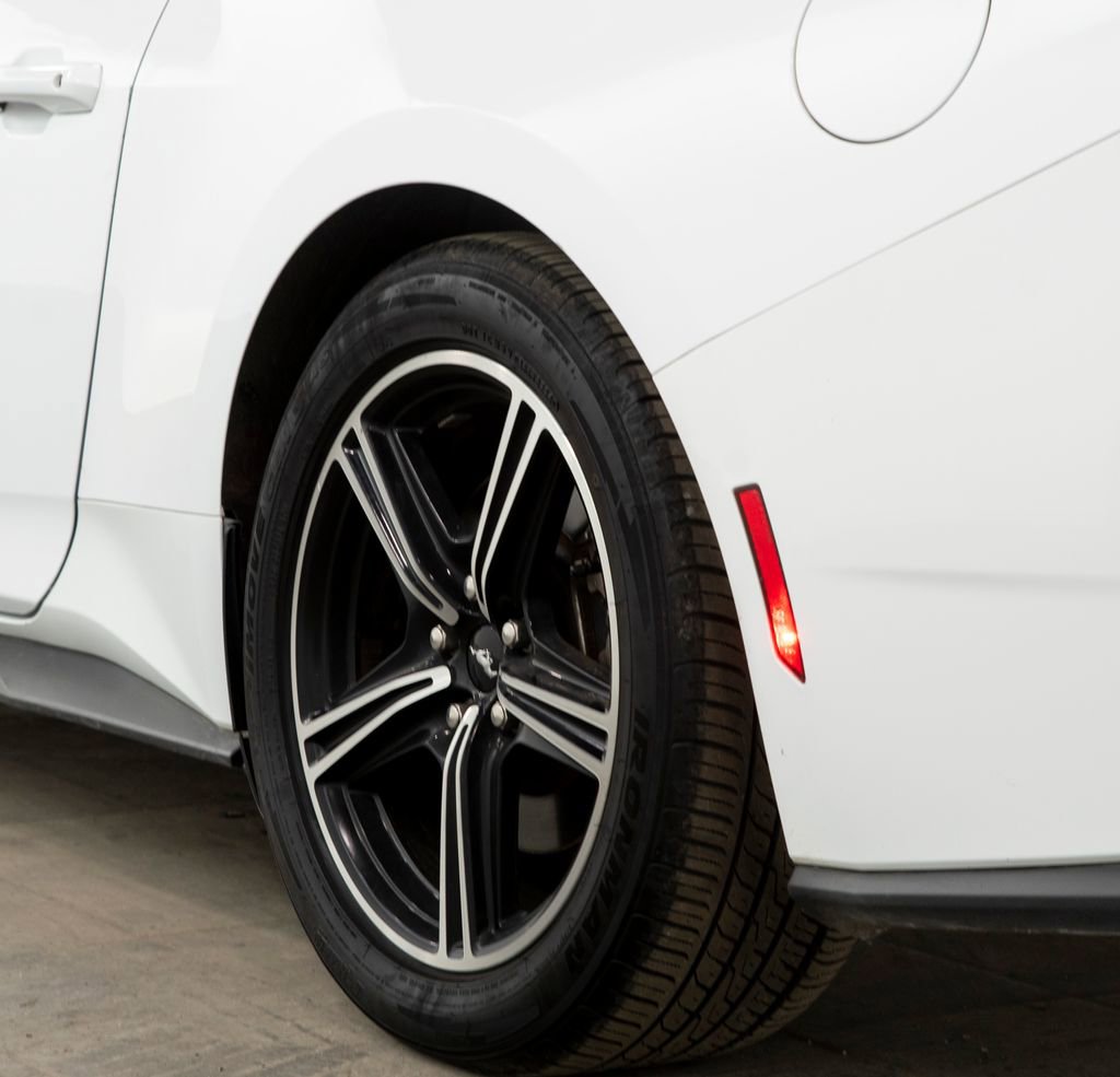 Used 2024 Ford Mustang Premium image 10