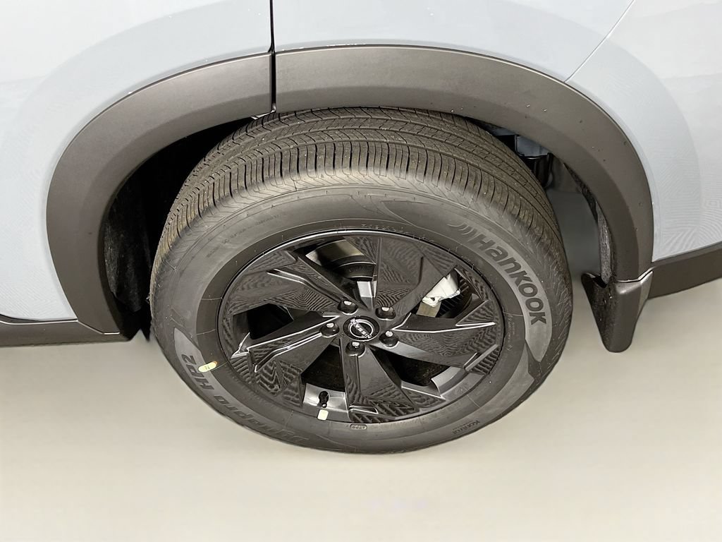 New 2026 Nissan Rogue SV AWD/4WD image 24