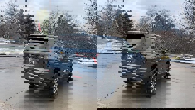 New 2026 Chevrolet Equinox LT w/ Convenience Package II image 8