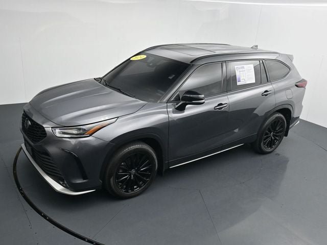 Used 2024 Toyota Highlander XSE AWD/4WD image 30