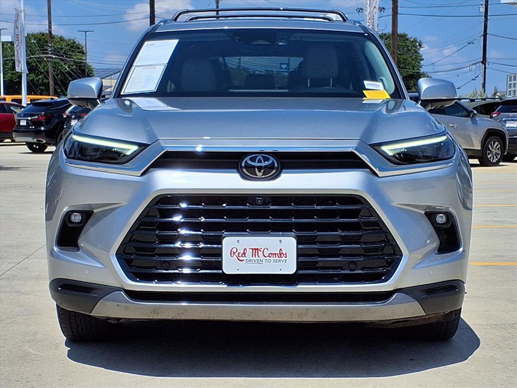 Used 2024 Toyota Grand Highlander Limited image 2