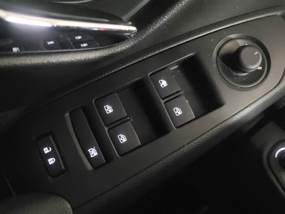 Used 2020 Chevrolet Trax LS w/ Tint and Cruise Package FWD image 27