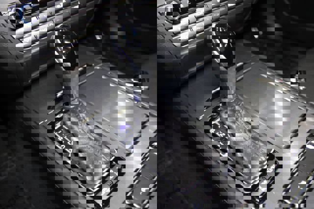 Used 2015 Hyundai Genesis 3.8 w/ Option Group 03 image 14