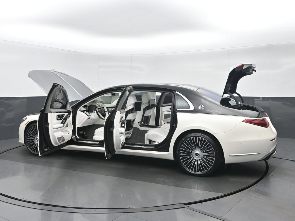 Used 2023 Mercedes-Benz Maybach S 580 4MATIC image 44