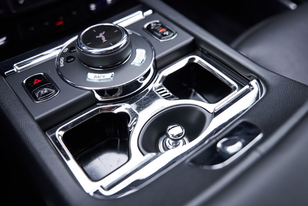 Used 2015 Rolls-Royce Wraith RWD image 64