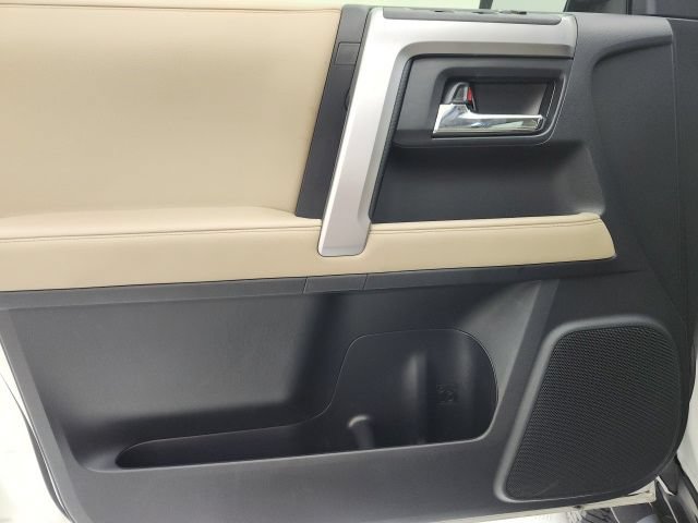Used 2023 Toyota 4Runner SR5 Premium w/ Moonroof Package AWD/4WD image 11