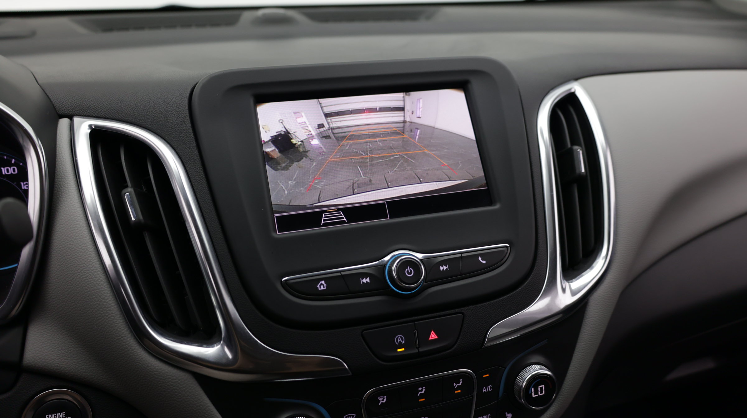 Used 2024 Chevrolet Equinox LT AWD/4WD image 24