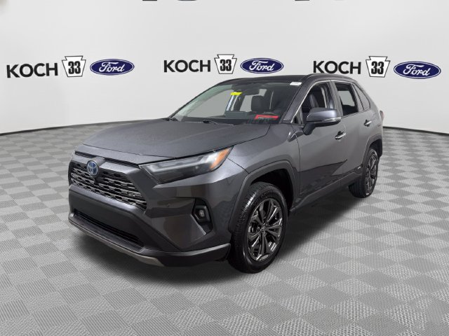 Used 2022 Toyota RAV4 Limited AWD/4WD image 3
