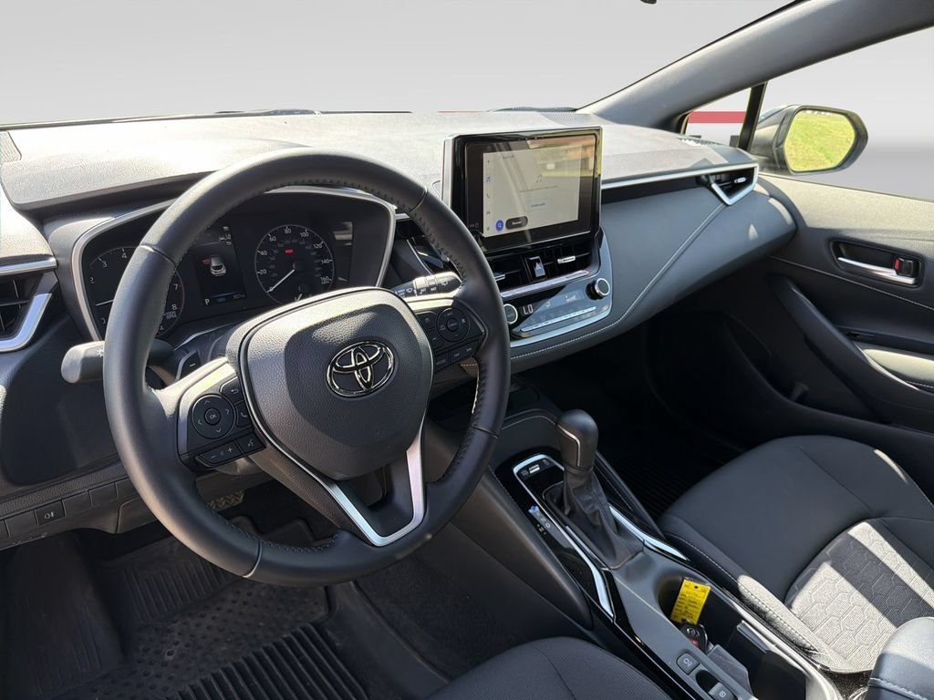 Used 2026 Toyota Corolla SE FWD image 6