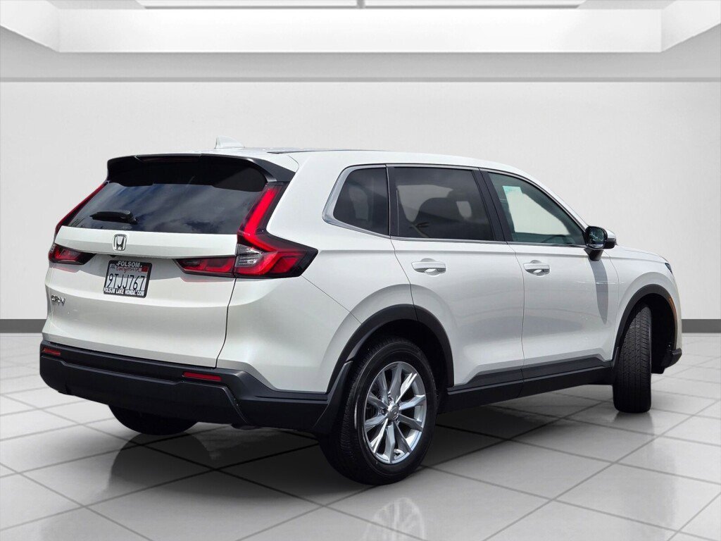 Certified 2025 Honda CR-V EX image 5