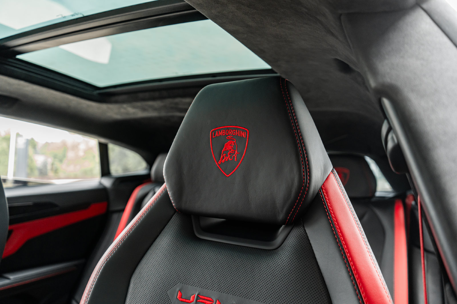 Used 2023 Lamborghini Urus S AWD/4WD image 26