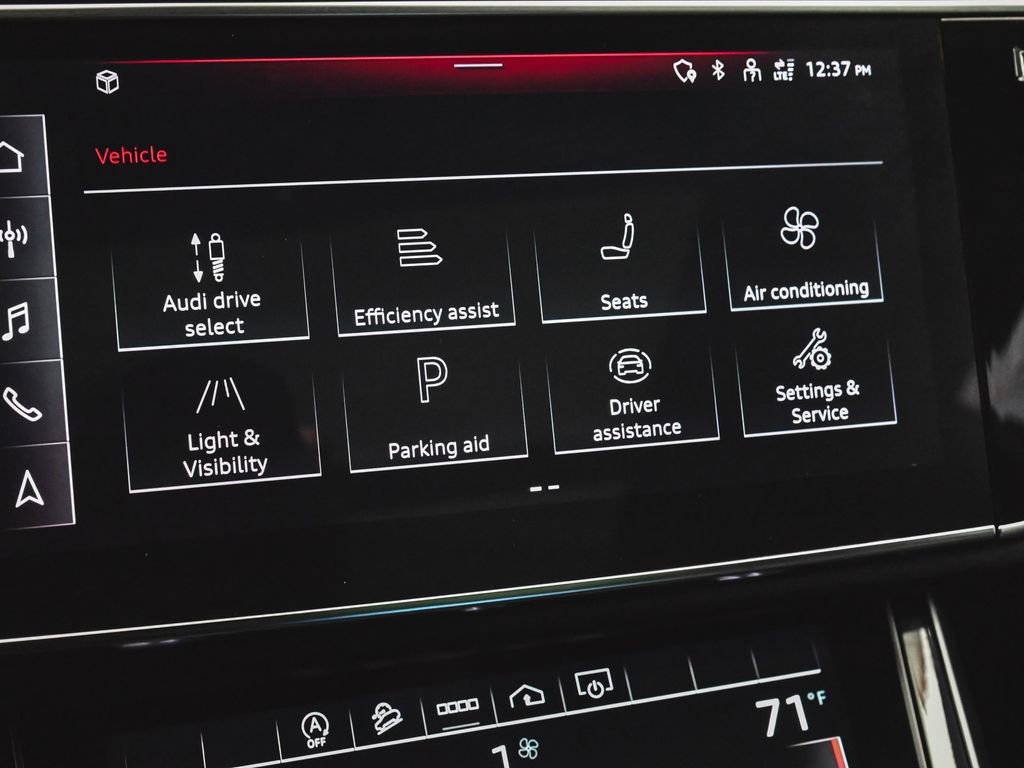 Used 2023 Audi Q8 Premium w/ Convenience Package AWD/4WD image 19