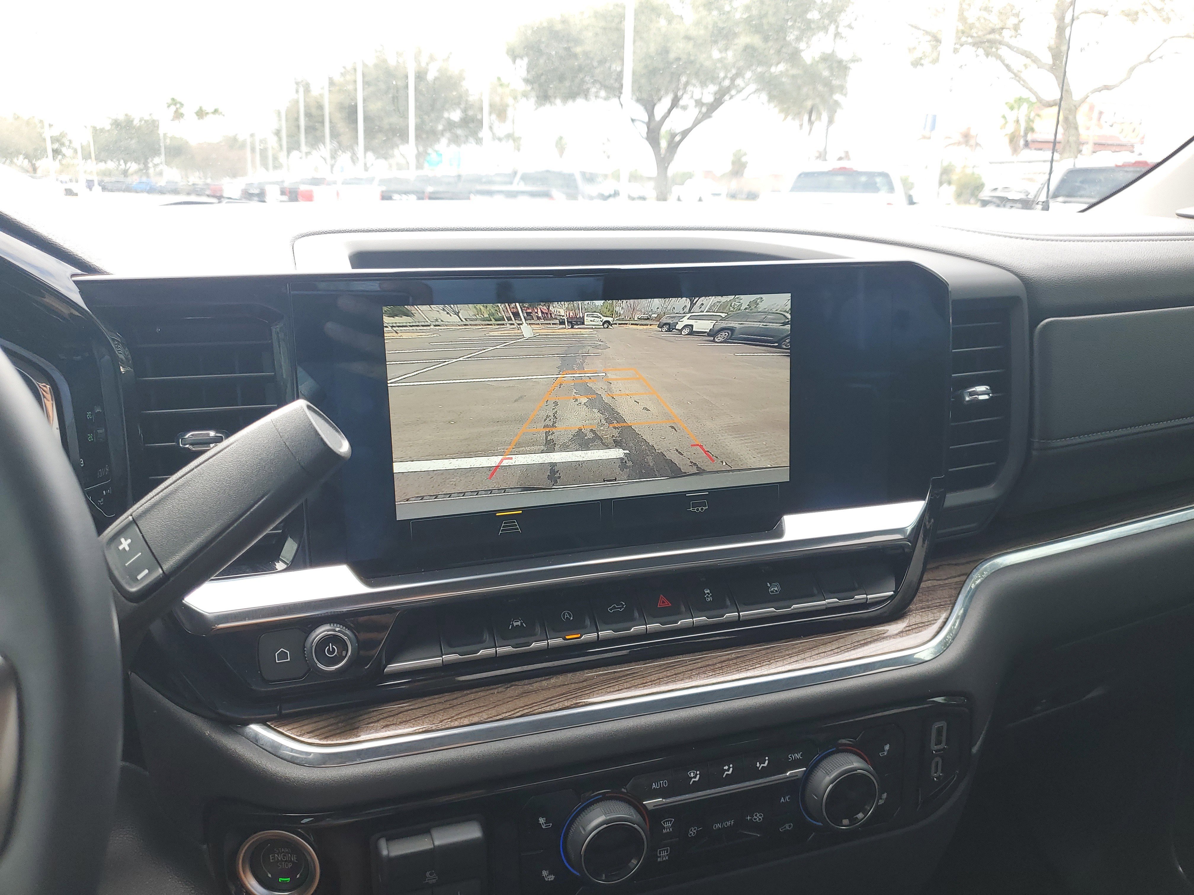 Used 2025 Chevrolet Silverado 1500 LT image 21