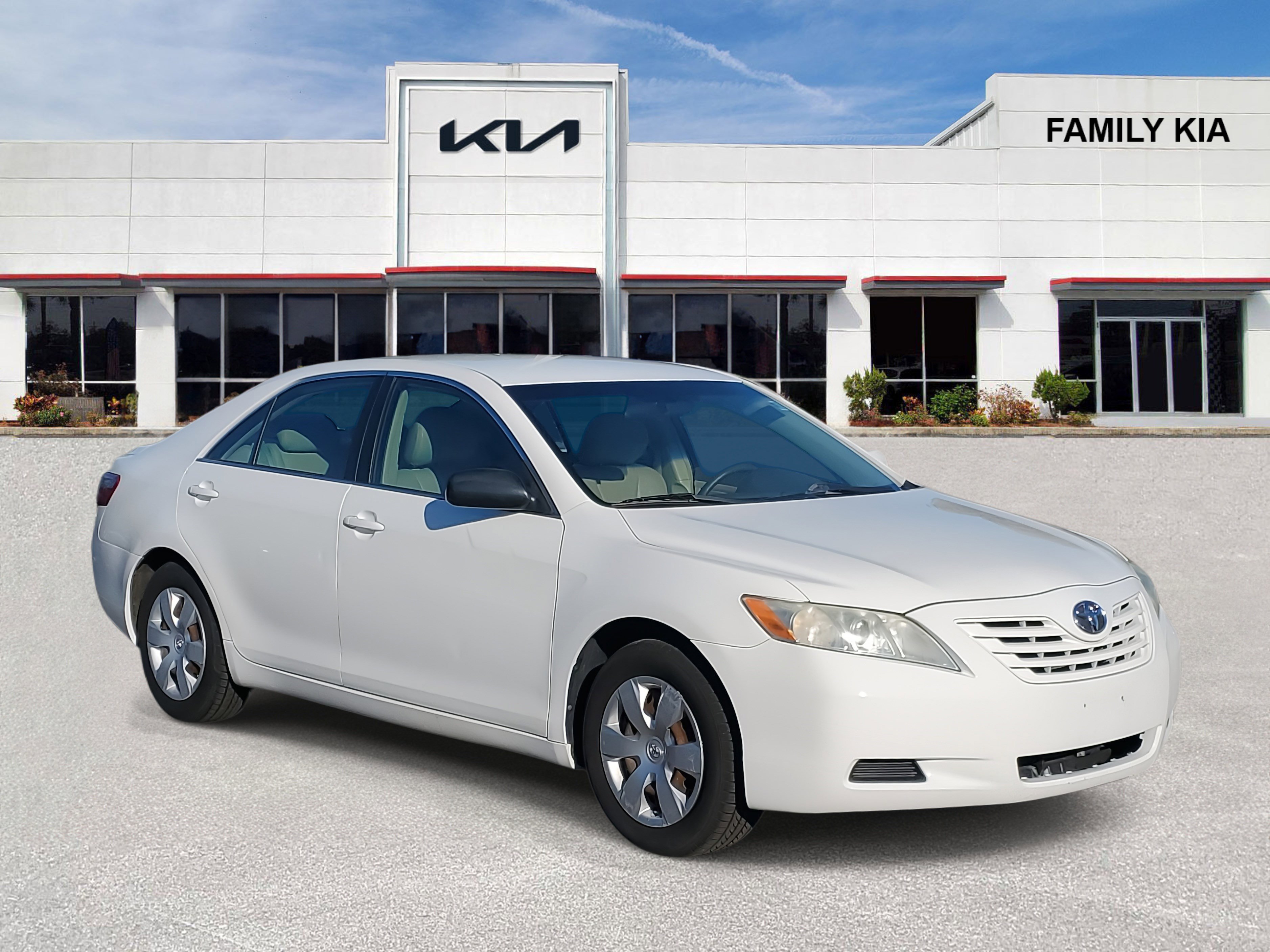 Used 2007 Toyota Camry LE