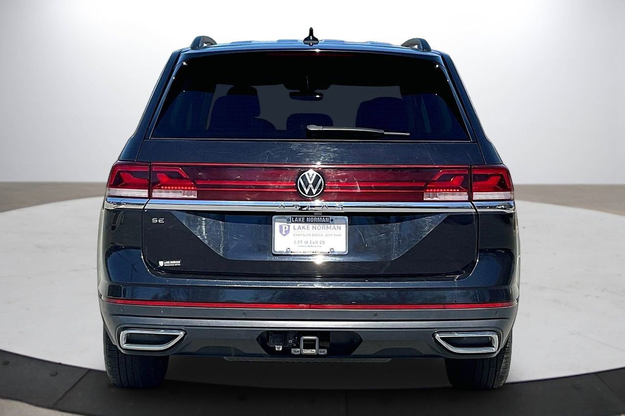 Used 2024 Volkswagen Atlas SE image 8