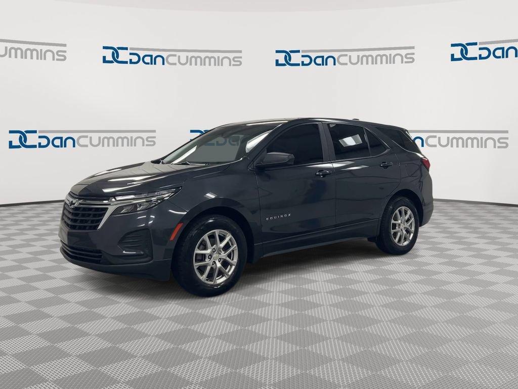 Used 2022 Chevrolet Equinox LS FWD image 4