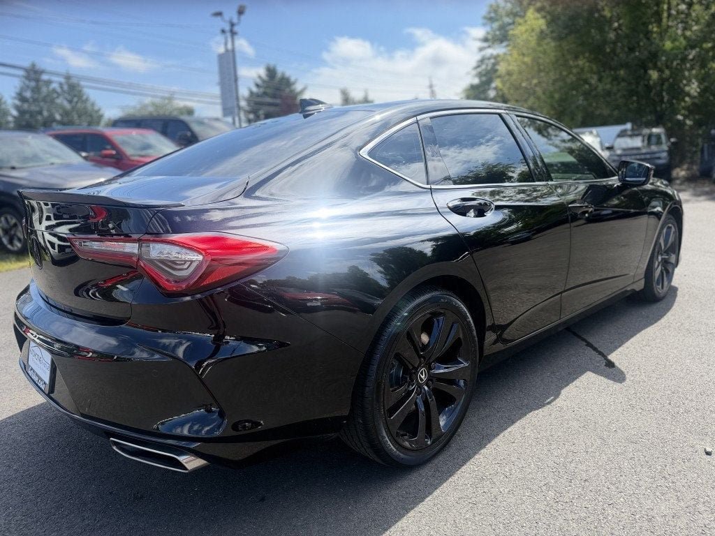 Used 2025 Acura TLX w/ Technology Package FWD image 3