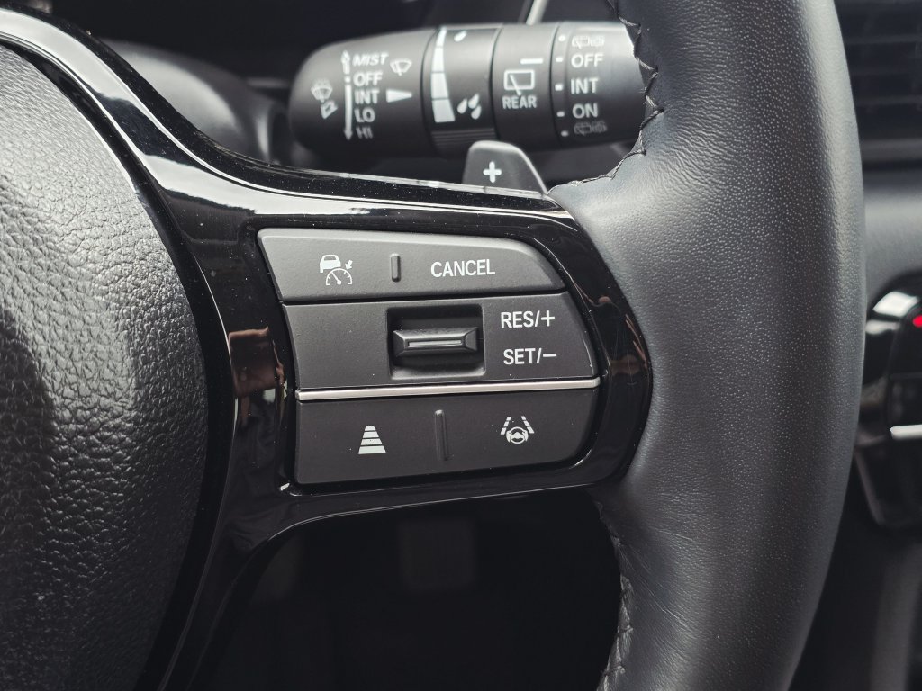 Certified 2024 Honda Pilot Touring image 32
