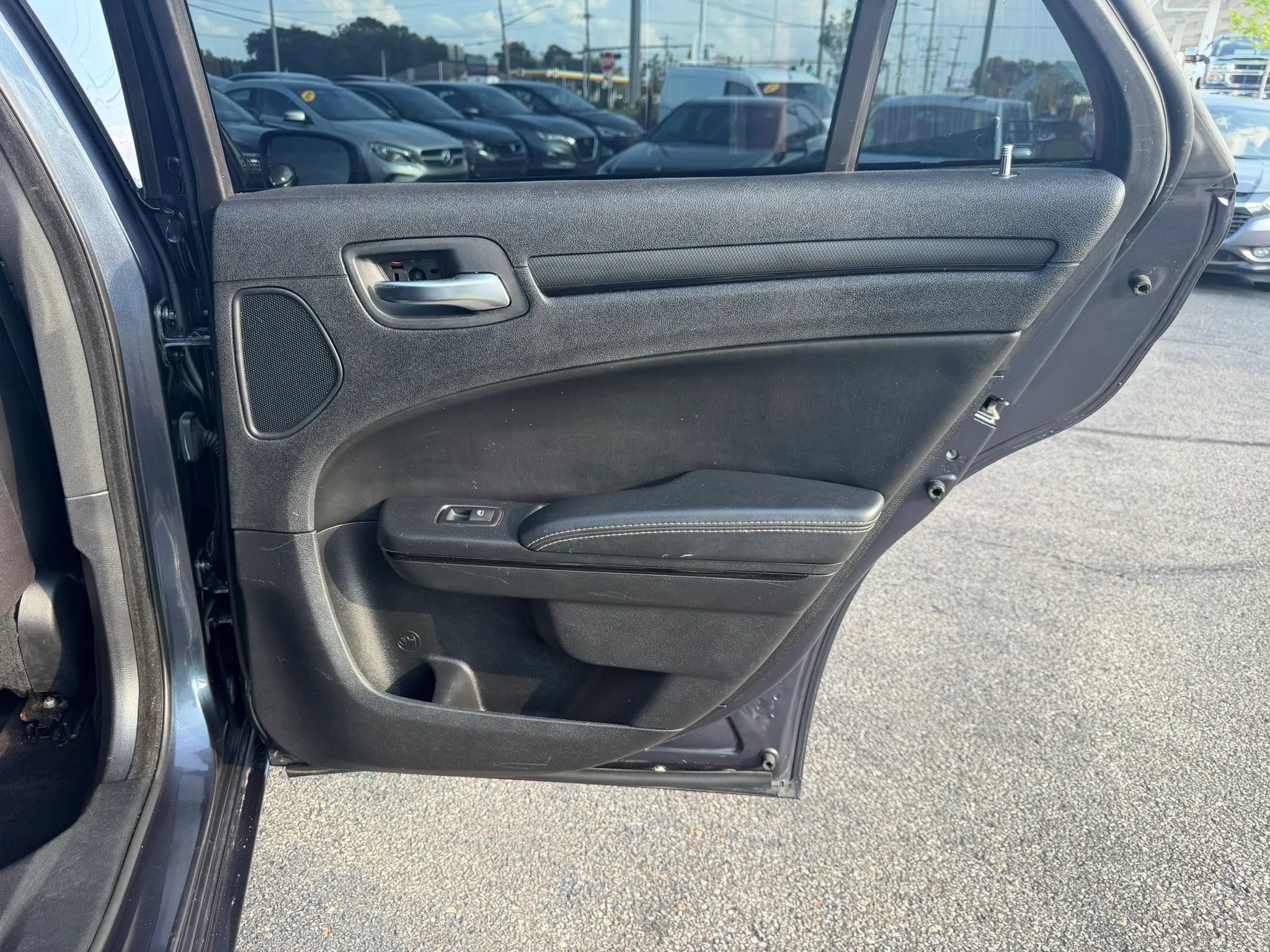 Used 2016 Chrysler 300 S AWD/4WD image 32