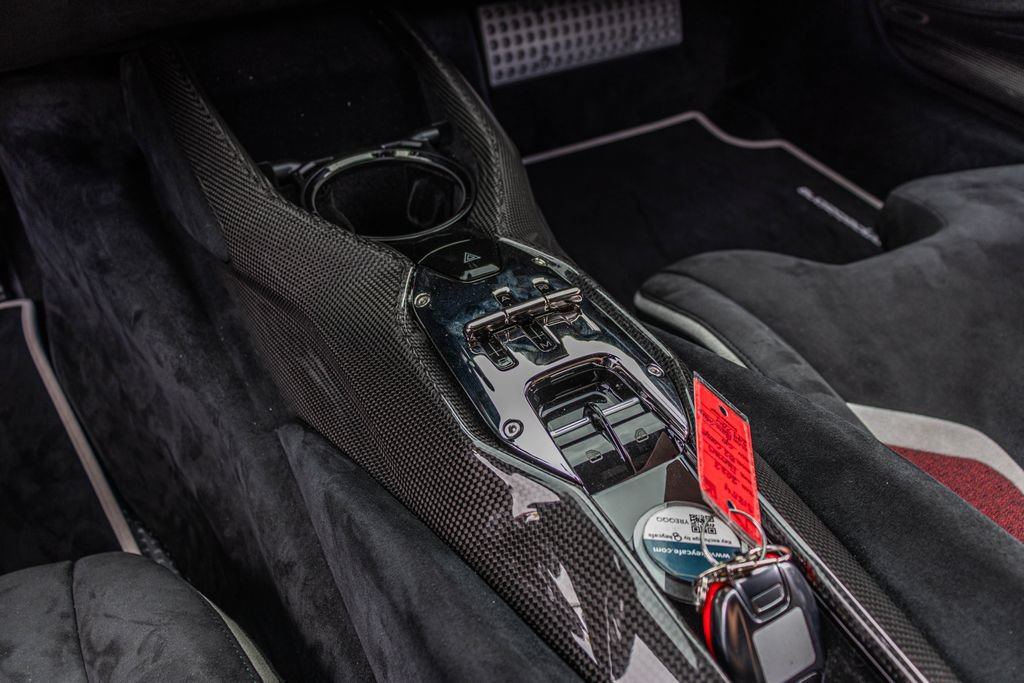Certified 2023 Ferrari 812 Competizione RWD image 5