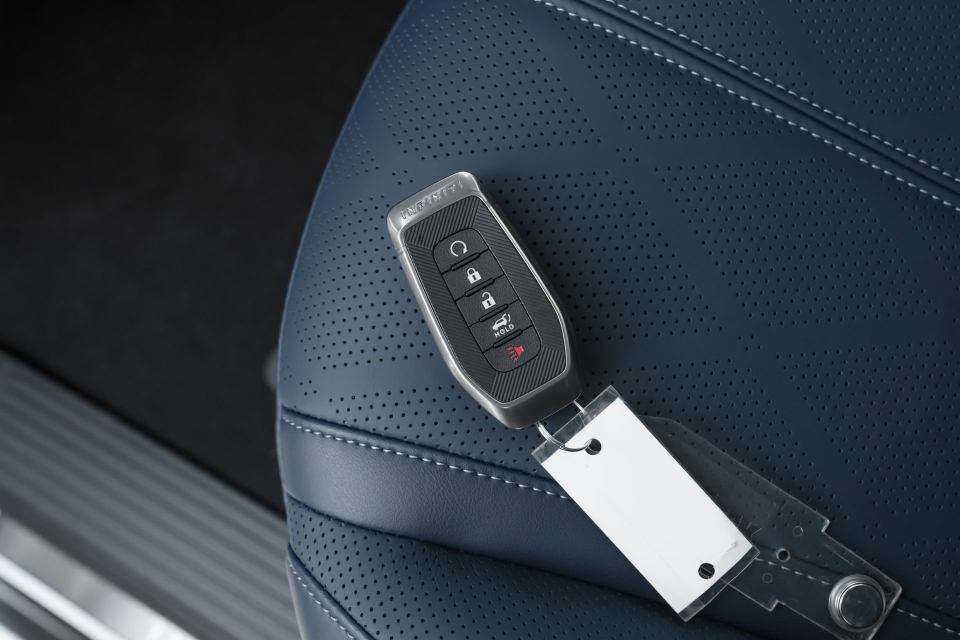 New 2026 INFINITI QX80 4WD w/ Sport Exterior Package image 37