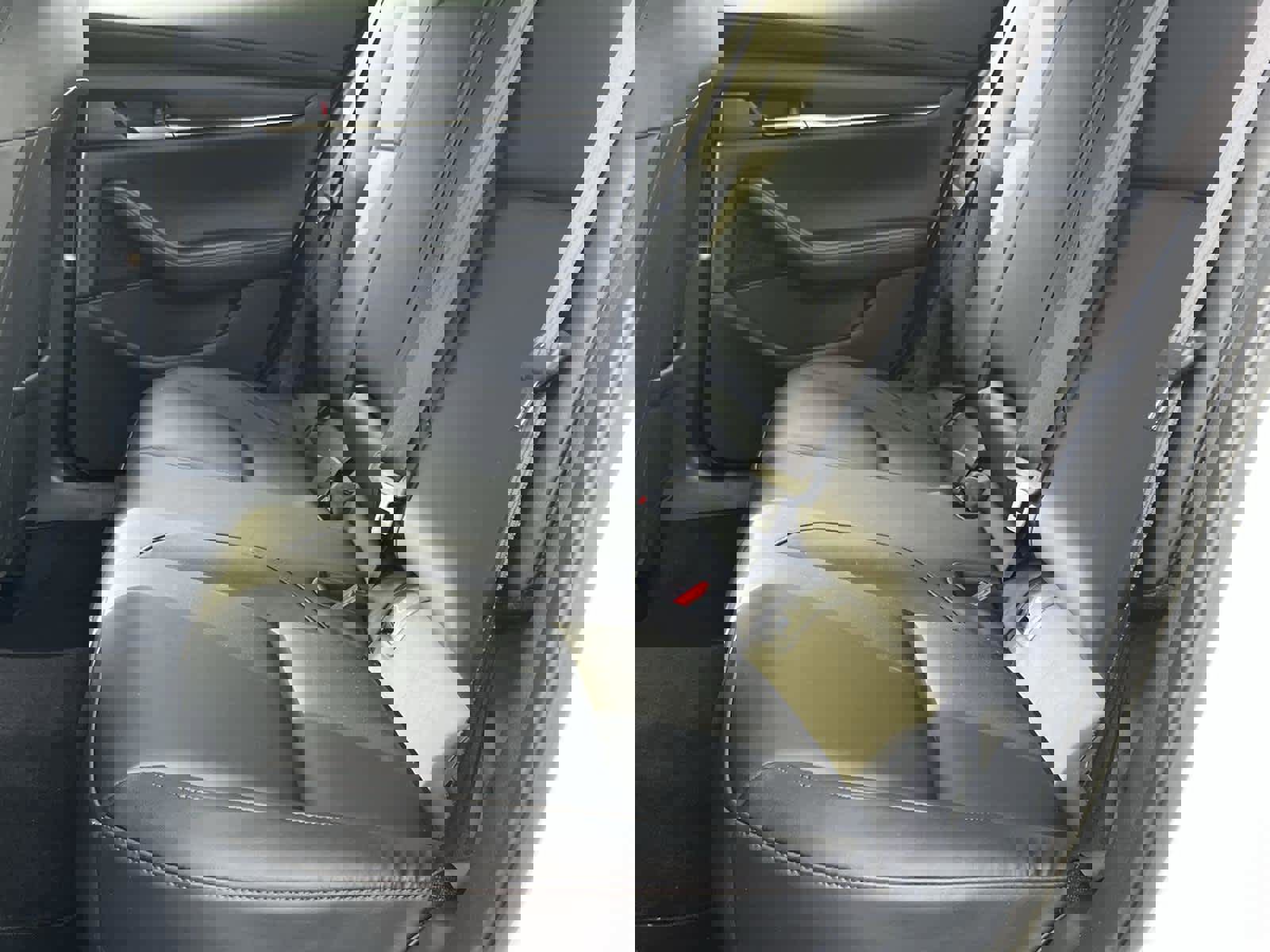 Used 2021 MAZDA MAZDA3 s image 13