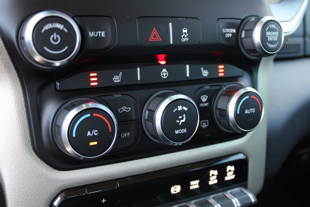 Used 2020 RAM 2500 Laramie image 25