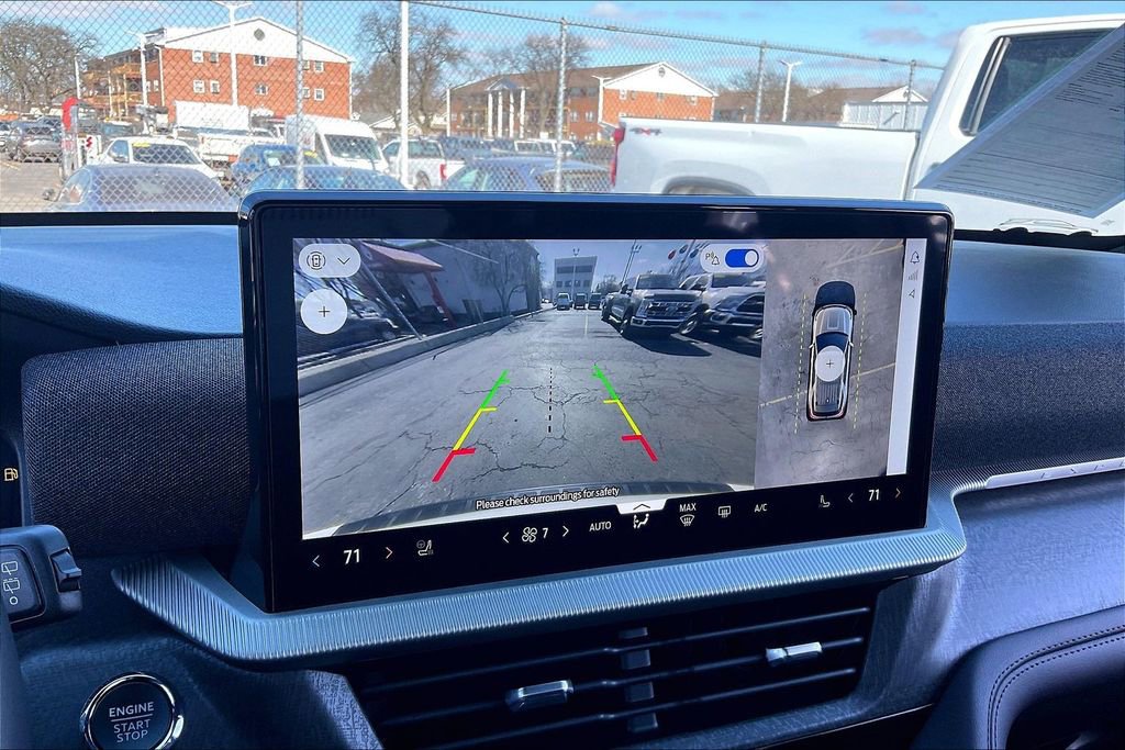 Used 2026 Ford Explorer Platinum image 19