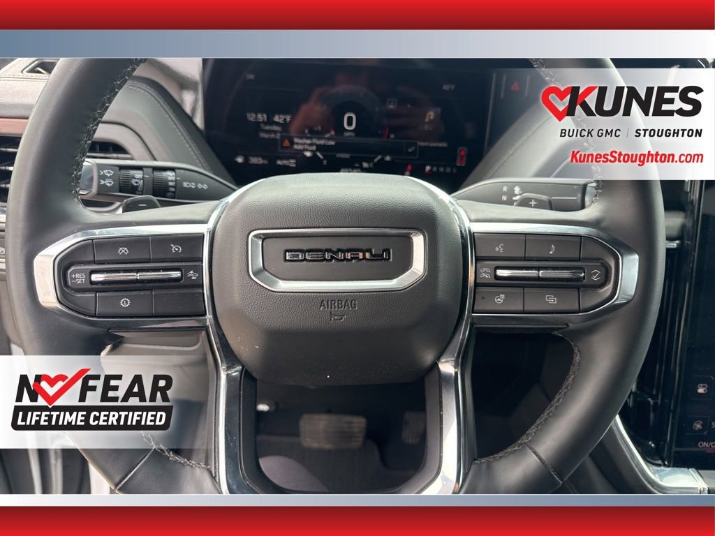 Used 2025 GMC Yukon Denali AWD/4WD image 24